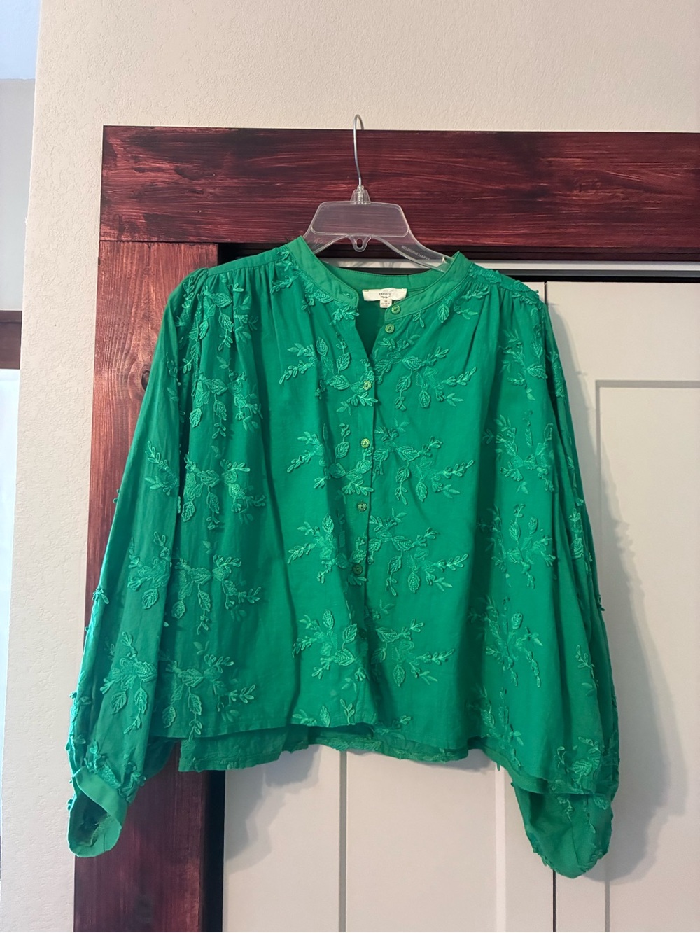 entro Embroidered Emerald Green Peasant Blouse